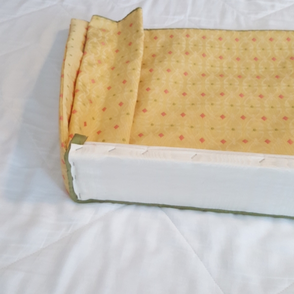 Cheery Bright Yellow Vallance - Picture 4 of 6